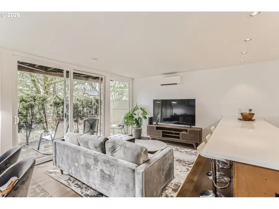 100 Kerr Pkwy #52, Lake Oswego, OR 97035 - #2