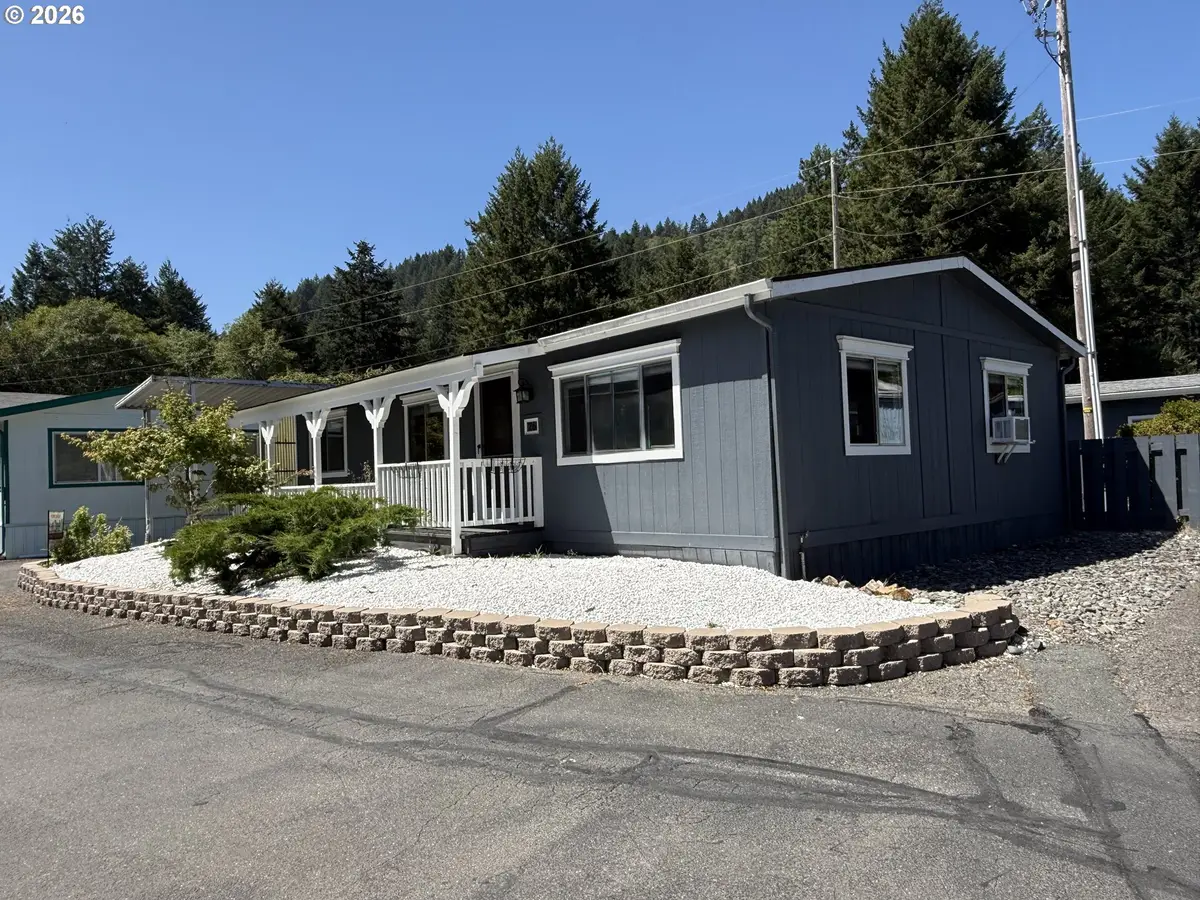 98825 Pleasant Hill Dr #26, Brookings, OR 97415 - #1