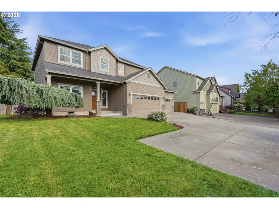 346 SW Mt Mazama St, McMinnville, OR 97128 - #3