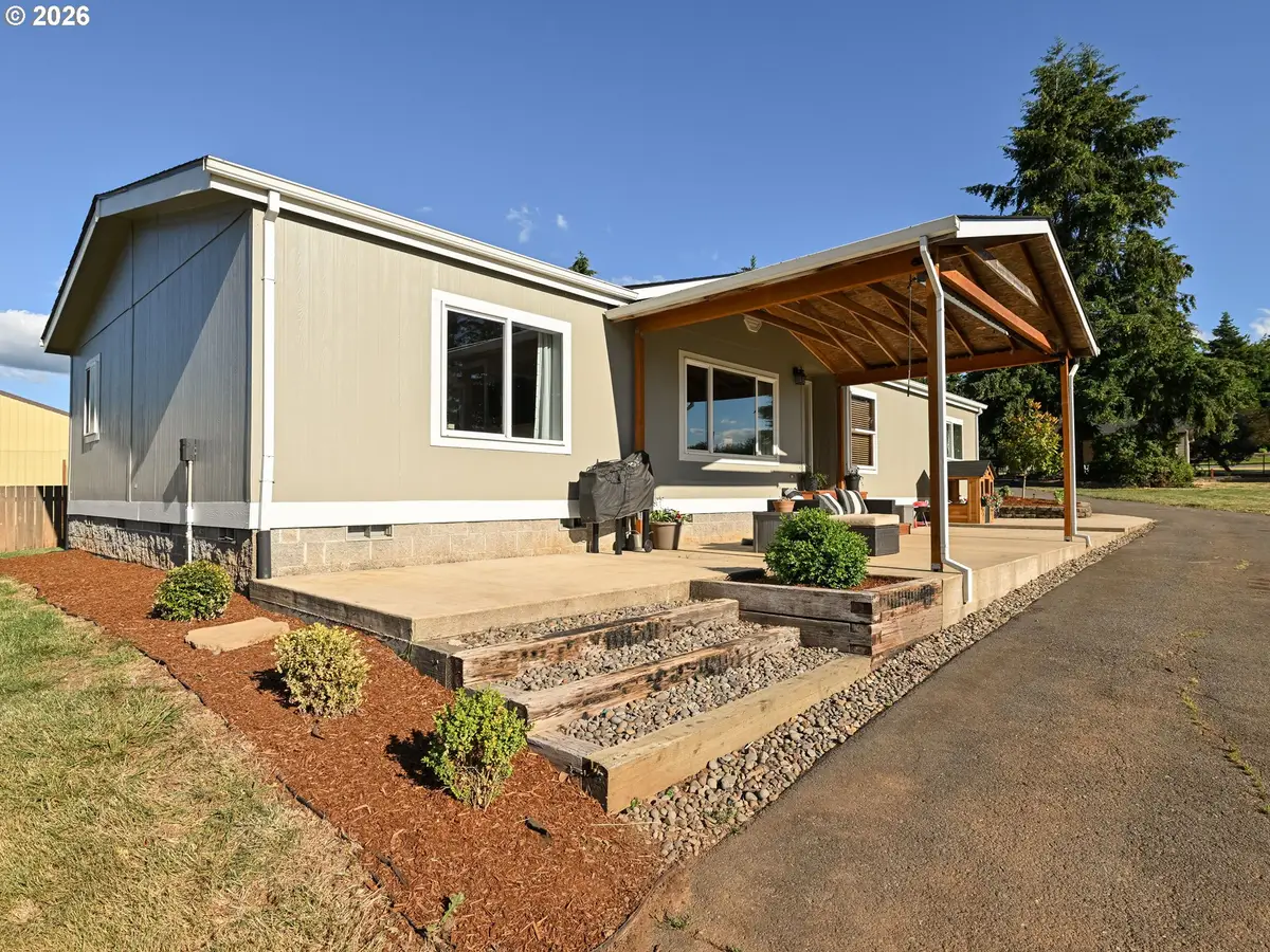 20525 S Farris Ct, Colton, OR 97017 - #1