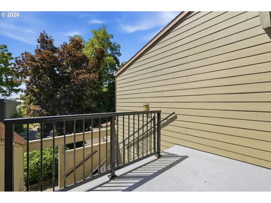 351 SE 146th Ave #8, Portland, OR 97233 - #2