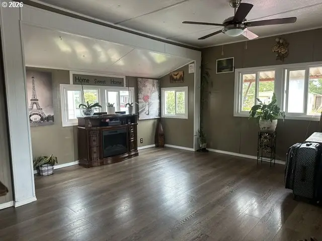1699 27th St #18, Florence, OR 97439 - #2