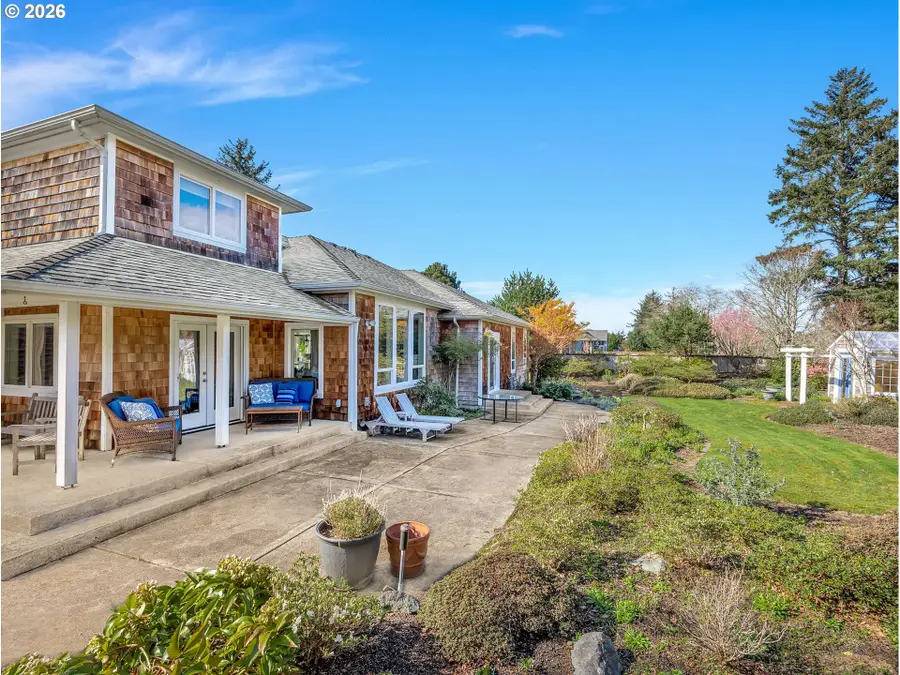 2537 Pine Ridge Dr, Gearhart, OR 97138 - #3