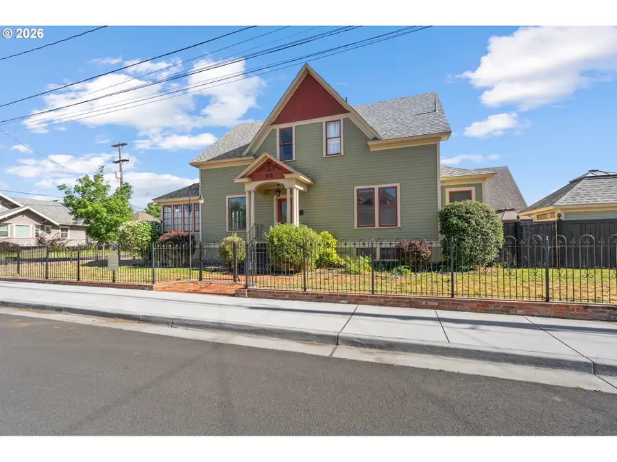 614 SE Byers Ave, Pendleton, OR 97801 - #3