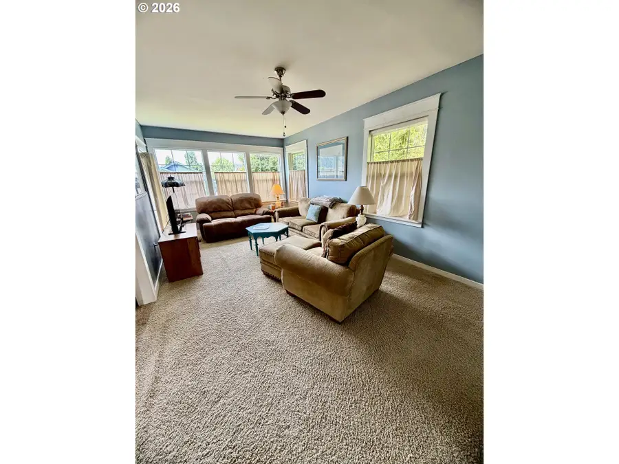 974 Fir Ave, Reedsport, OR 97467 - #3
