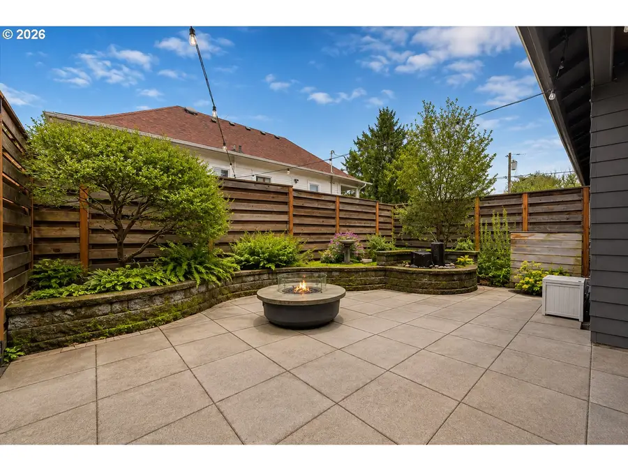 37 NE Skidmore St, Portland, OR 97211 - #3