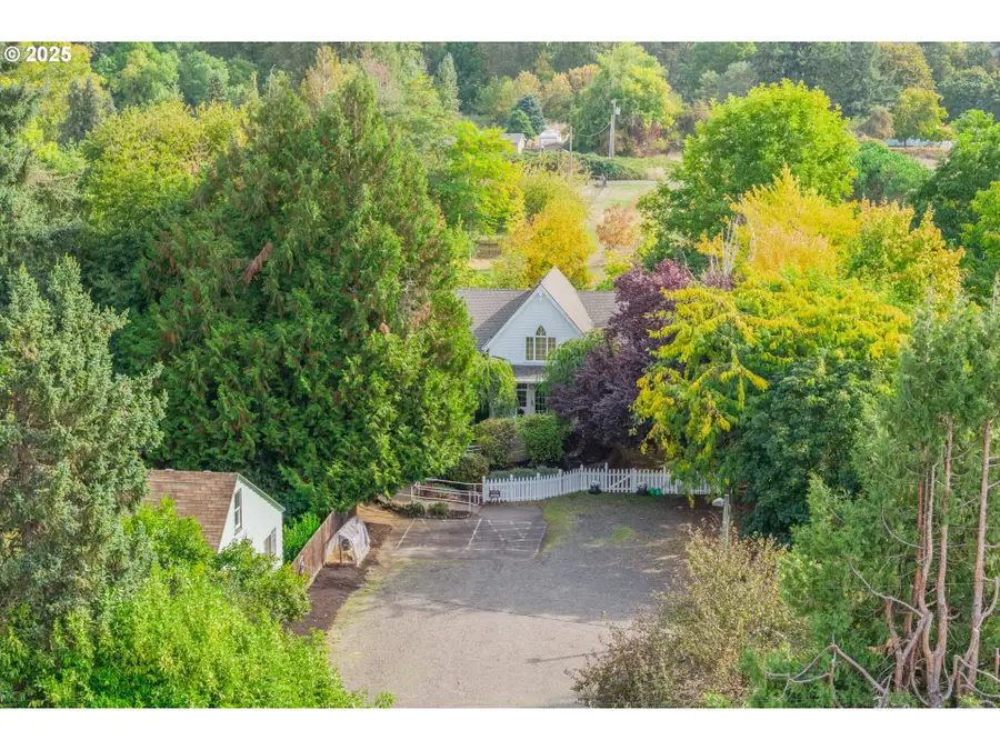 209 Templeton St, Brownsville, OR 97327 - Image #3