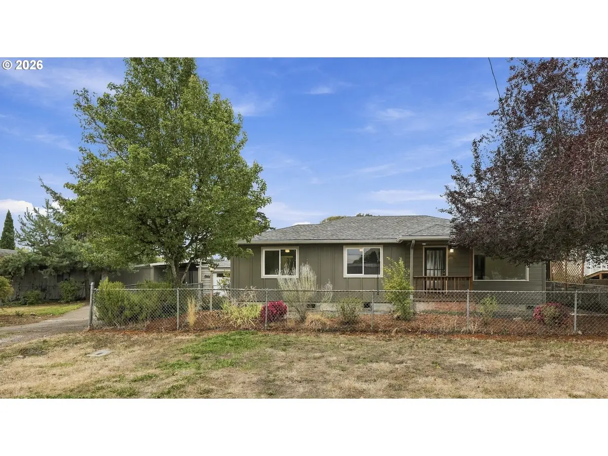 499 N 10th St, Saint Helens, OR 97051 - #1