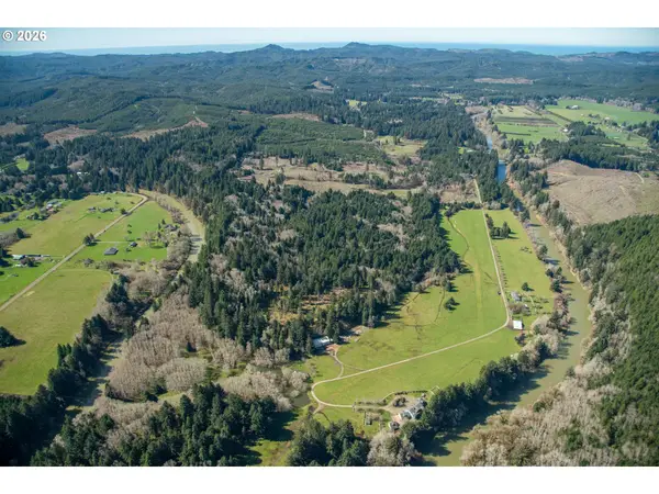 Huhtala Rd, Siletz, OR 97380