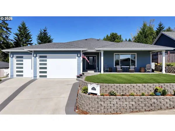 7186 Vista Ridge Dr, Brookings, OR 97415