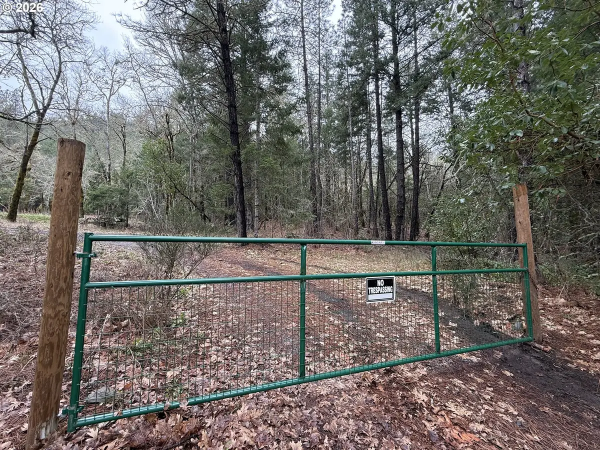 908 Riverbanks Rd, Wilderville, OR 97527 - #1