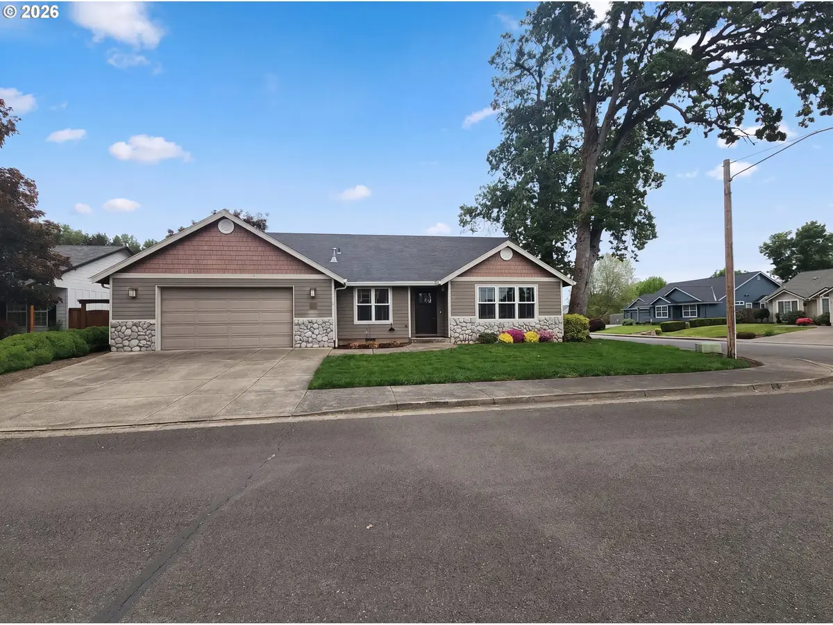 1310 Willow St, Junction City, OR 97448 - #1