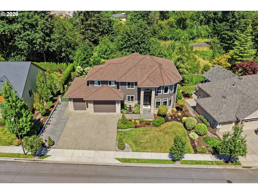 211 SE Gabbert Rd, Gresham, OR 97080 - #2