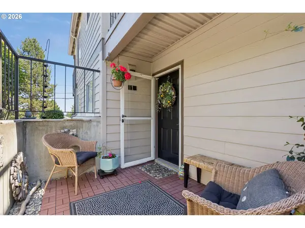 20910 Fawn Ct #1, WestLinn, OR 97068