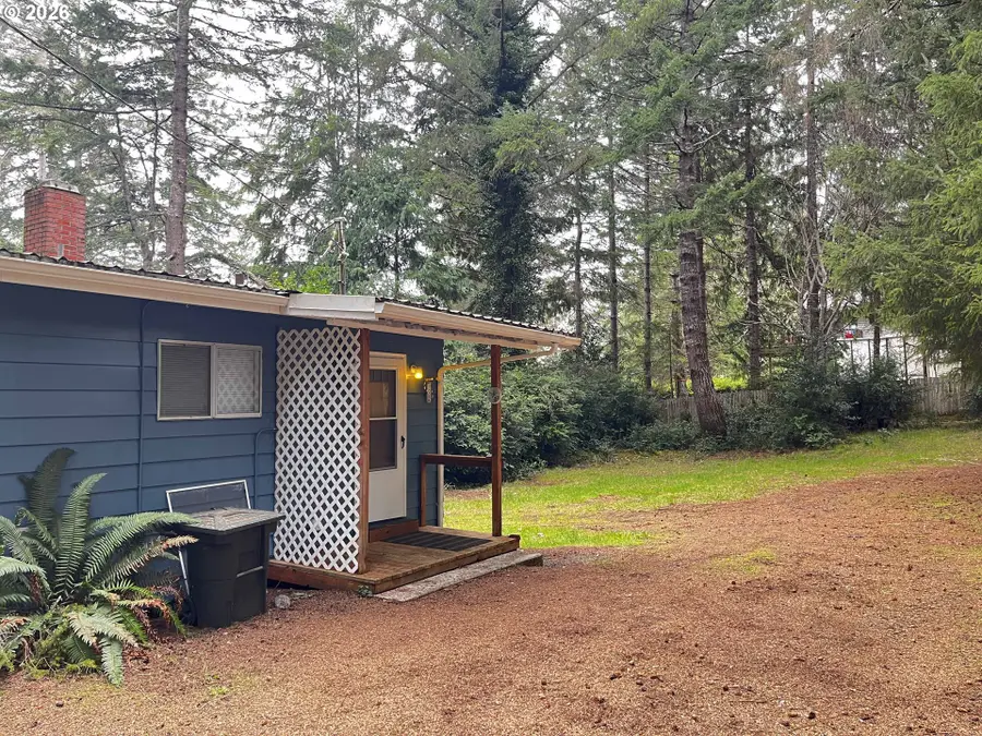 83189 Clear Lake Rd, Florence, OR 97439 - Image #3