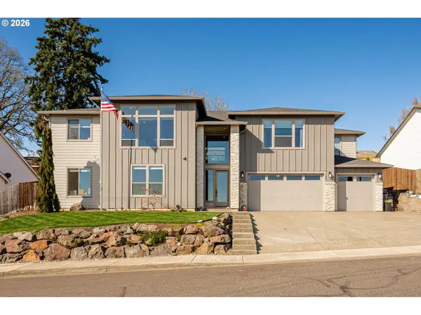 123 W 13th Way, LaCenter, WA 98629