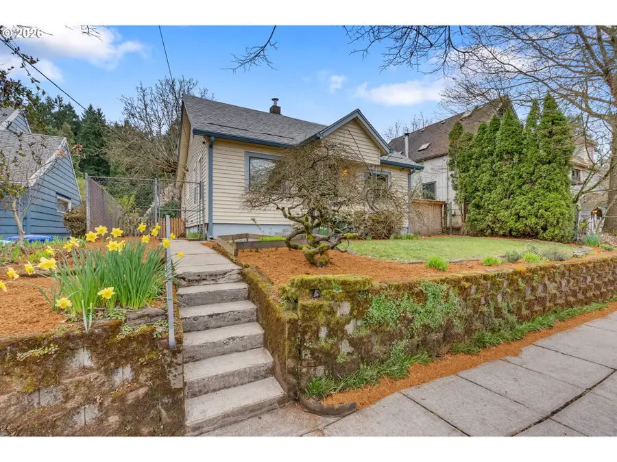 9747 N Smith St, Portland, OR 97203 - #2