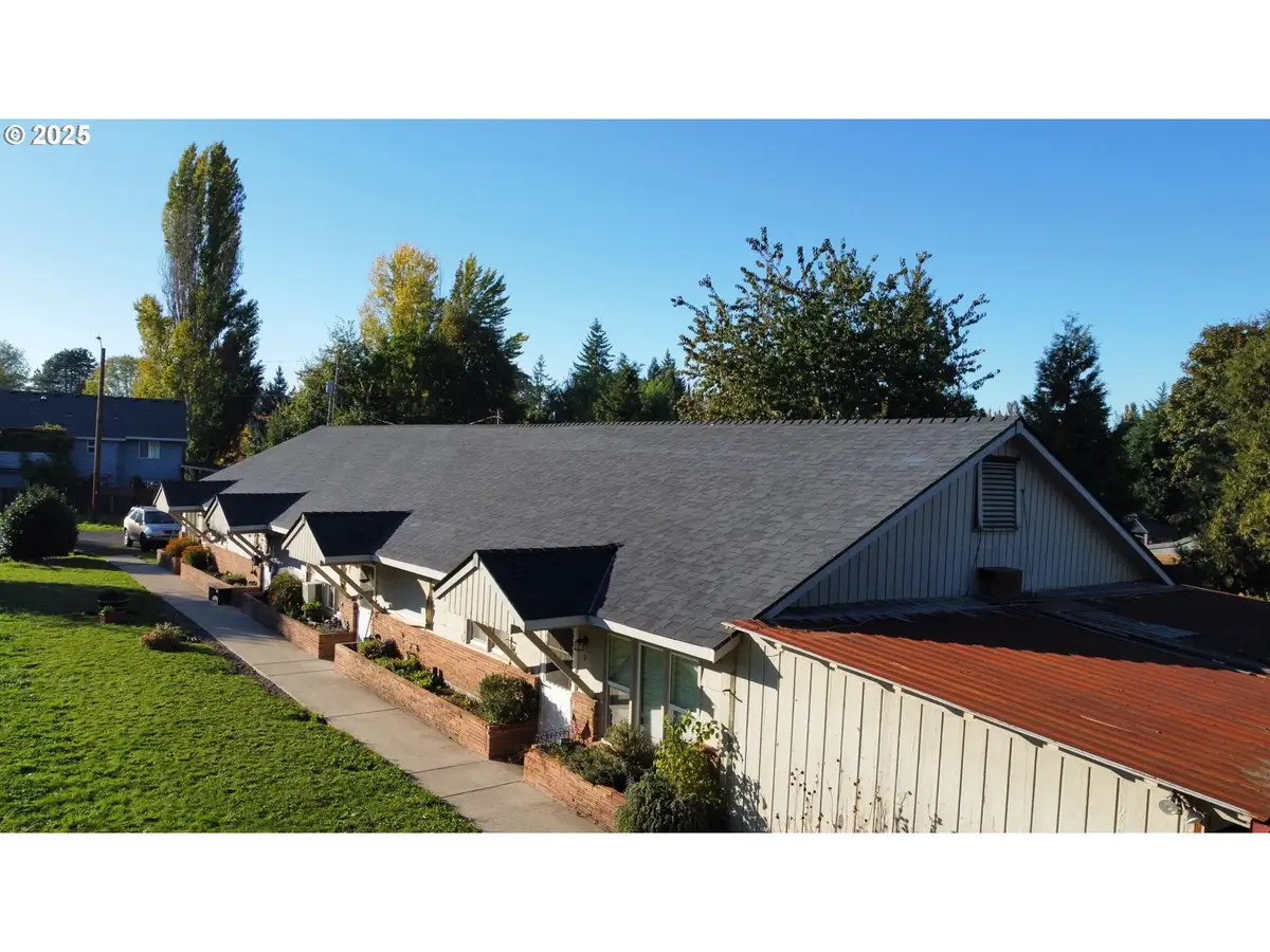 302 S 19th Ave, Cornelius, OR 97113 - Image #1
