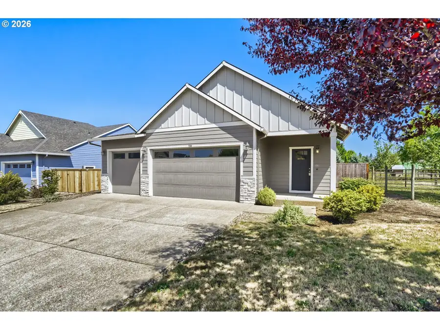 730 E Camellia St, Yamhill, OR 97148 - #3