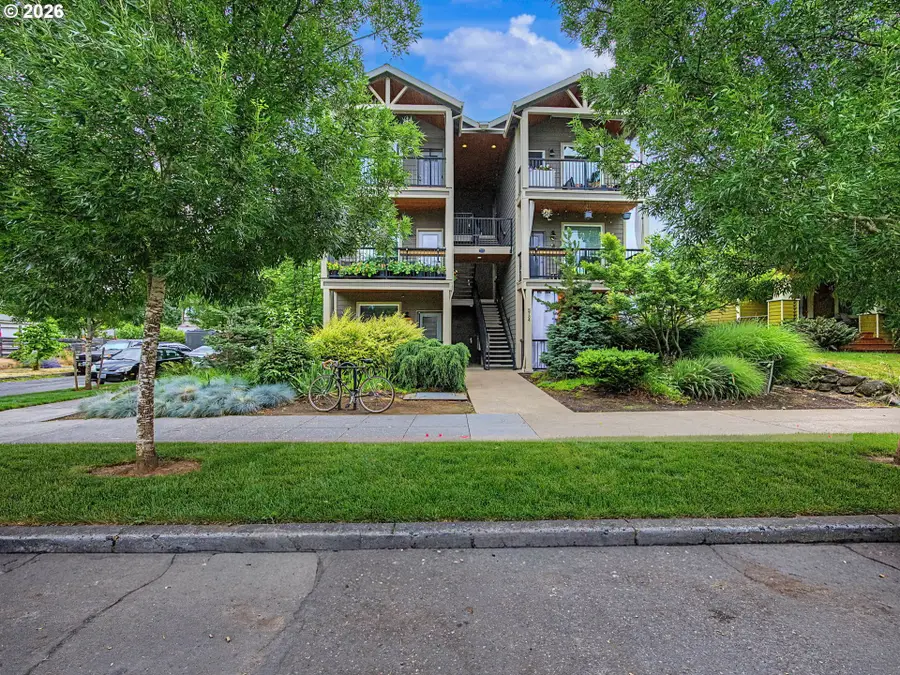 5734 N Montana Ave #5, Portland, OR 97217 - #2