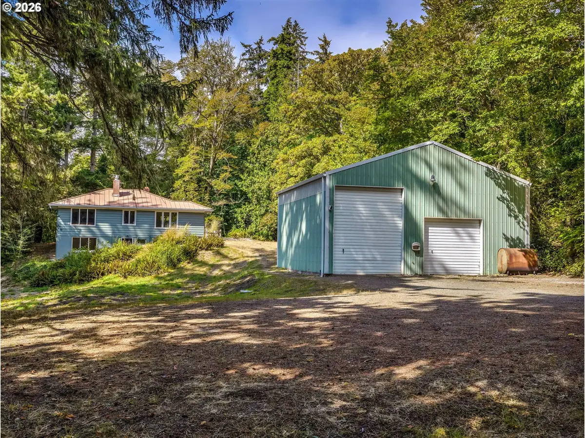 91722 Highway 104, Warrenton, OR 97146 - #1