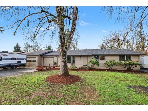 777 N 11th St, CottageGrove, OR 97424