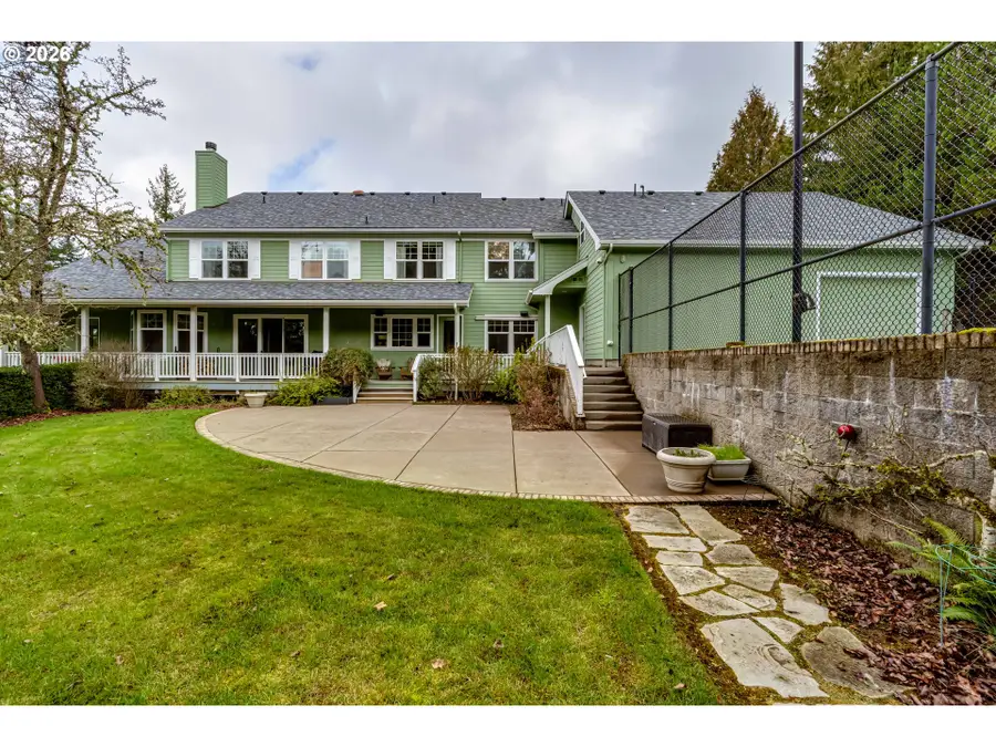 2015 E 43rd Ave, Eugene, OR 97405 - #3