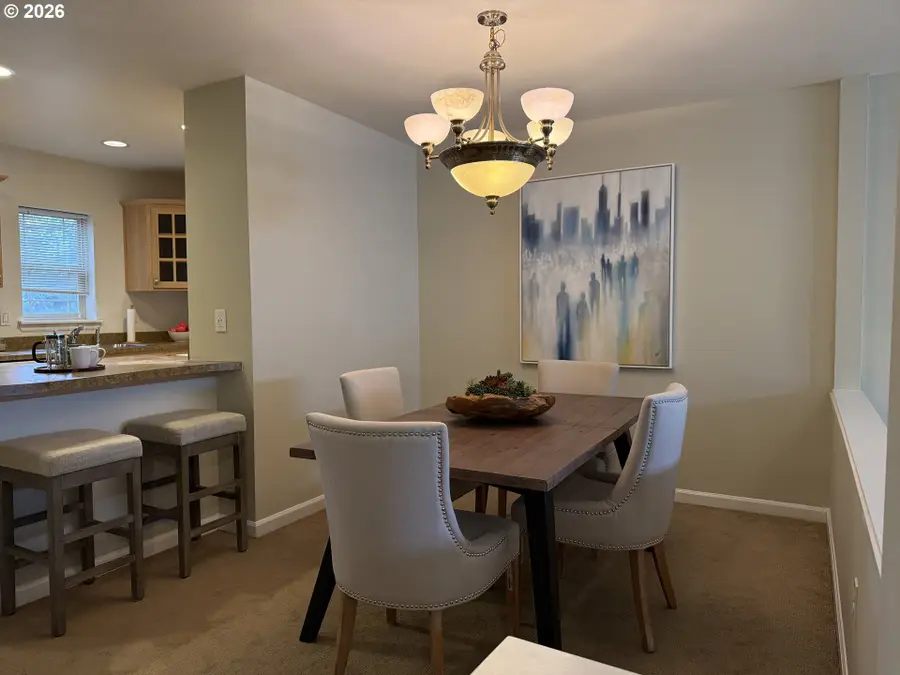 12138 NE Fremont St #18, Portland, OR 97220 - #3