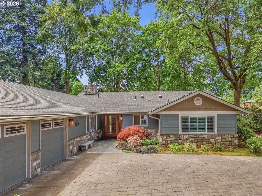 10380 SW Canterbury Ln, Tigard, OR 97224 - #3