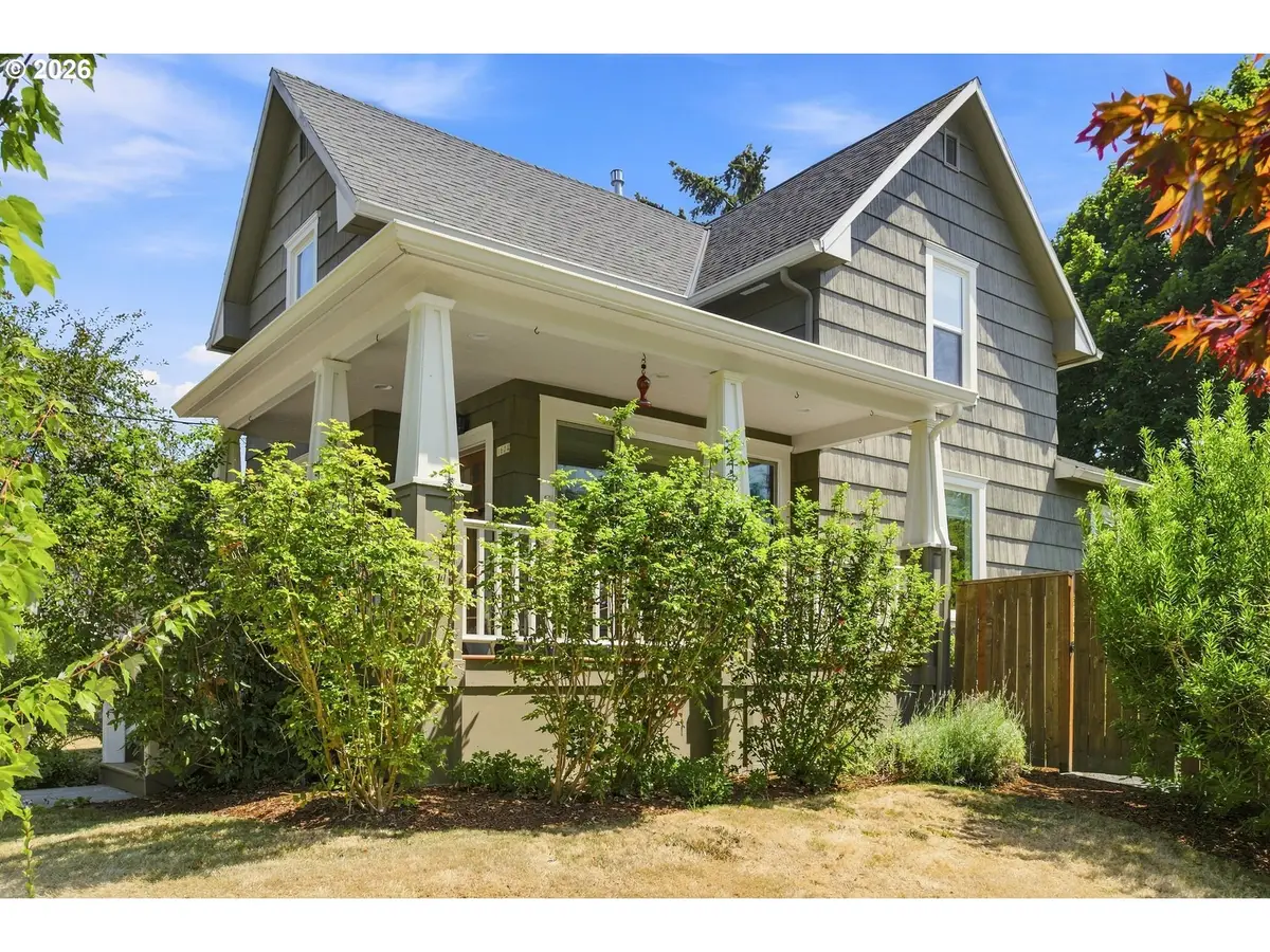 1604 SE Lambert St, Portland, OR 97202 - #1