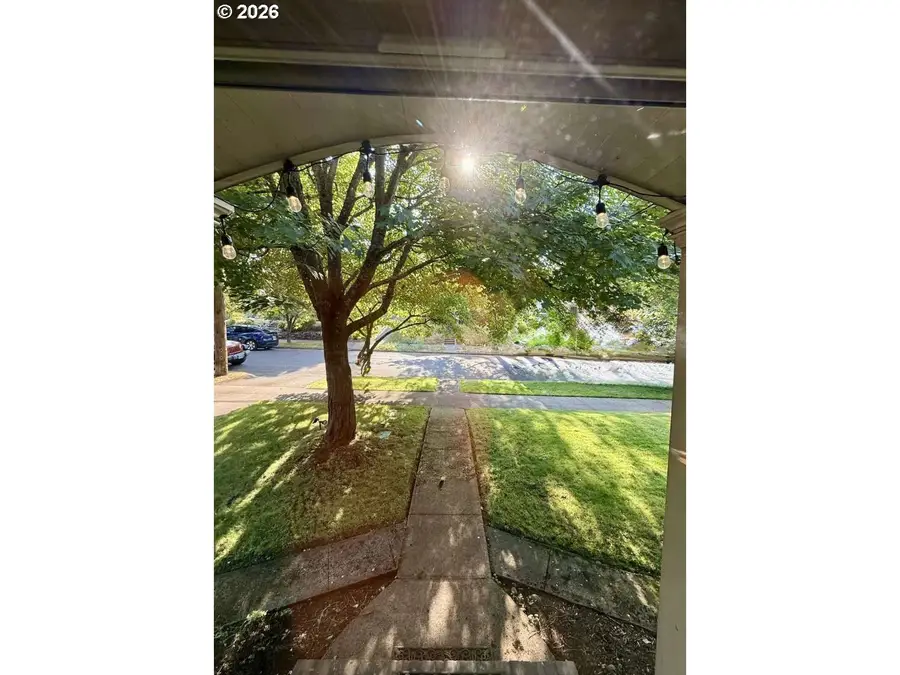 3342 NE 12th Ave, Portland, OR 97212 - #3