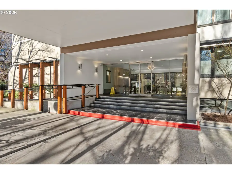 255 SW Harrison St #15C, Portland, OR 97201 - Image #3