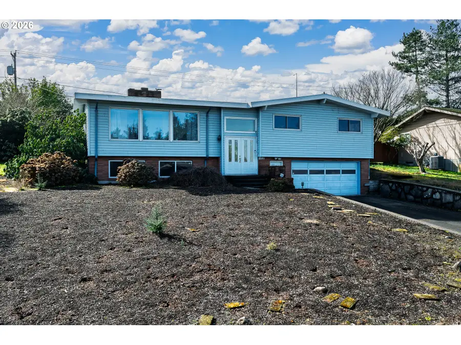 12340 NE Rose Pkwy, Portland, OR 97230 - #2