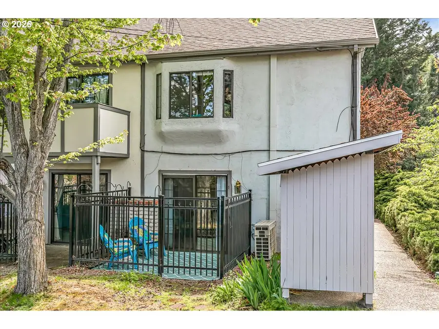495 Chestnut St #16, Ashland, OR 97520 - #2