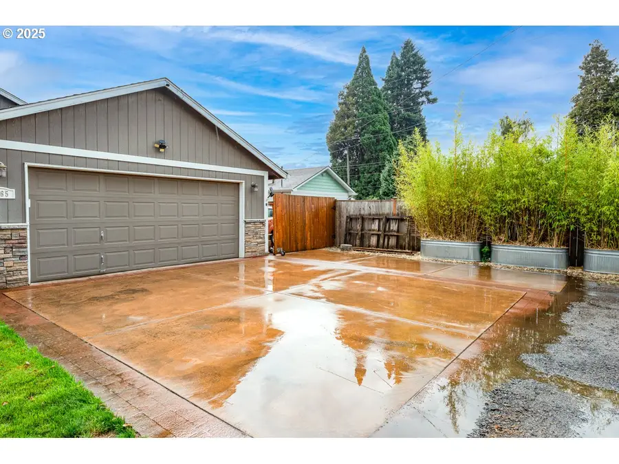 3565 Castrey St, Eugene, OR 97404 - Image #2