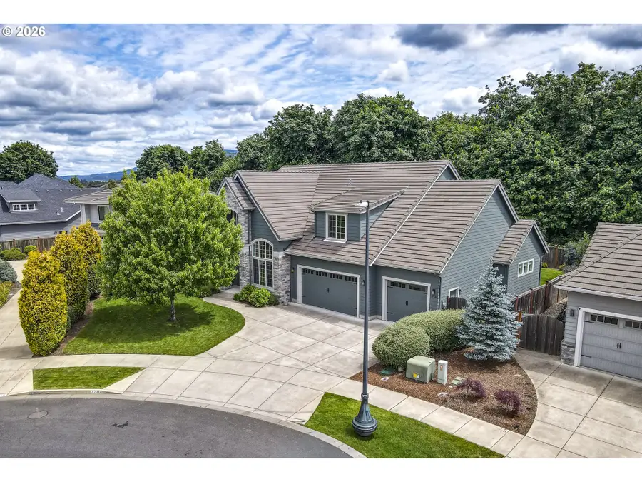3735 Norwich Ave, Eugene, OR 97408 - #2