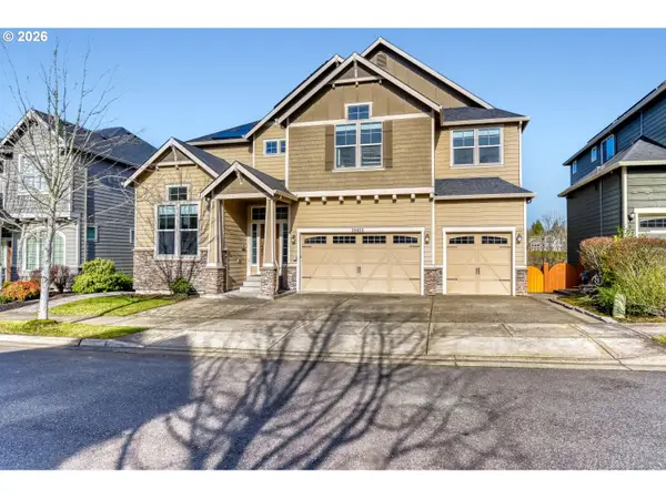 15411 NW Dominion Dr, Portland, OR 97229