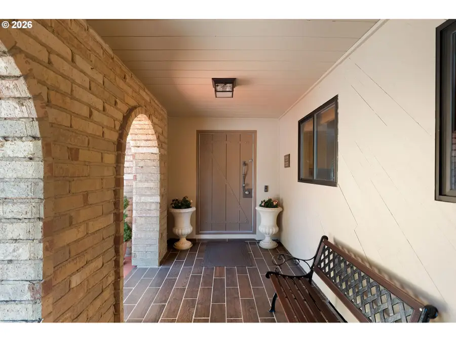 9320 SW 74th Ave, Portland, OR 97223 - #3