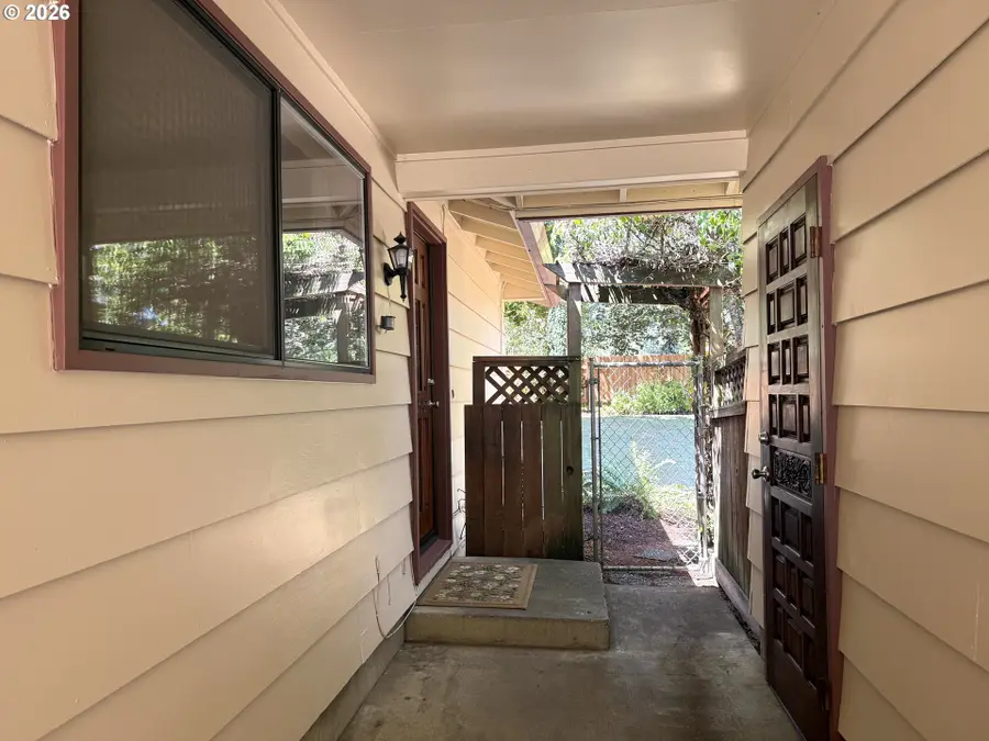 4910 Whiteaker St, Eugene, OR 97405 - #3