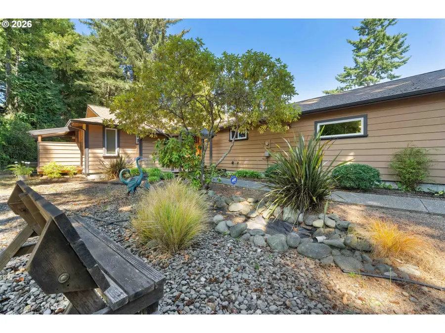 1180 Tideview Ter, Coos Bay, OR 97420 - #2