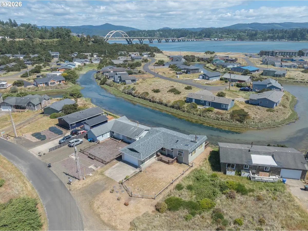 1001 NW Pacific Way, Waldport, OR 97394 - #1