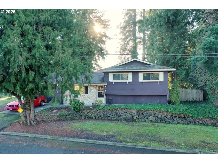 255 I St, Columbia City, OR 97018 - #2