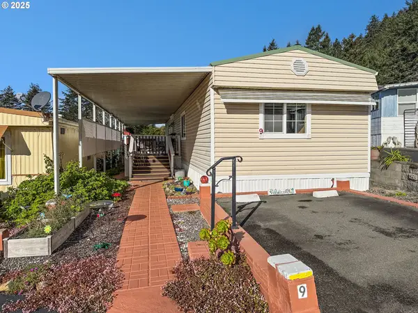 15765 Highway 101 #9, Brookings, OR 97415