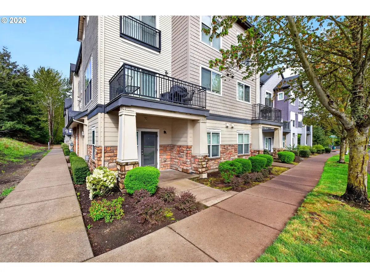 102 NE Canvasback Way, Hillsboro, OR 97006 - #1