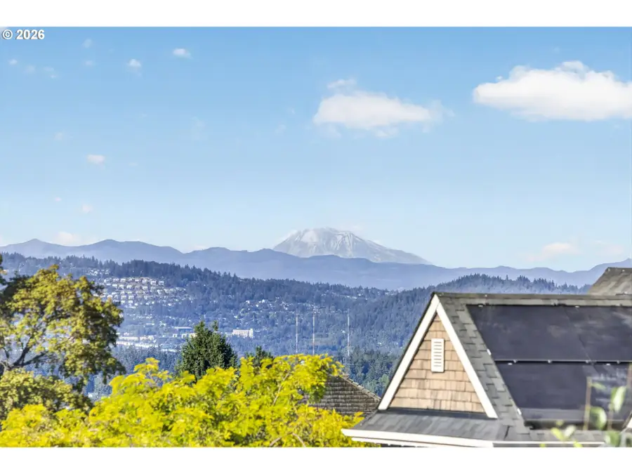 3709 Rosepark Dr, Northwest Clackamas, OR 97068 - #3