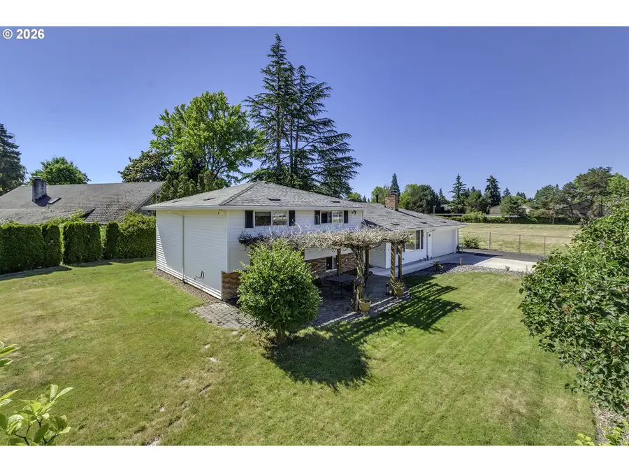 704 NE Linden Ave, Hillsboro, OR 97124 - #2