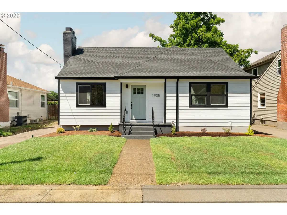 1905 NE Saratoga St, Portland, OR 97211 - #1