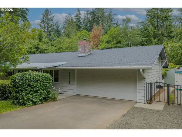 83224 Clear Lake Rd, Florence, OR 97439