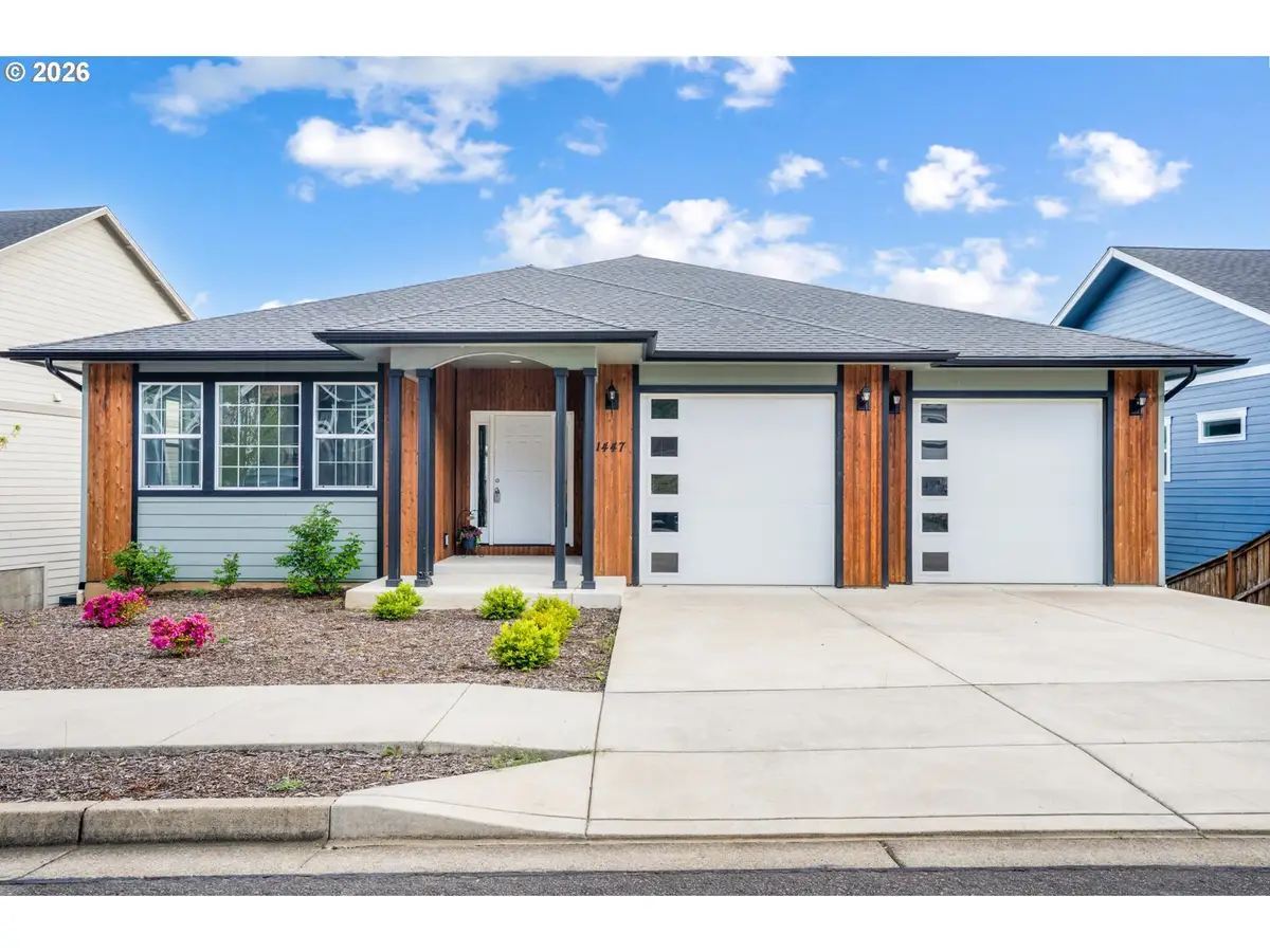 1447 Elm Ave, Cottage Grove, OR 97424 - #1