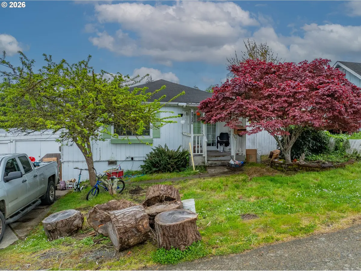 1874 Willow St, Myrtle Point, OR 97458 - #1